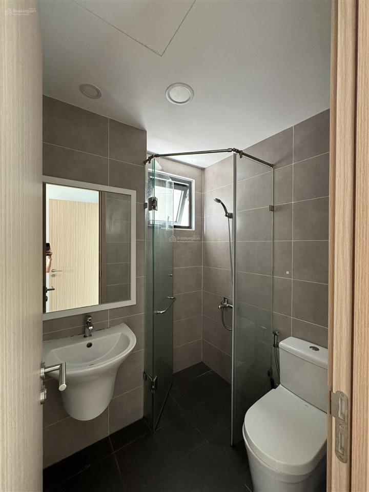 Cho thuê căn 2pn  2wc lovera vista 65m2 full nội thất  ở ngay giá 8 triệu/tháng