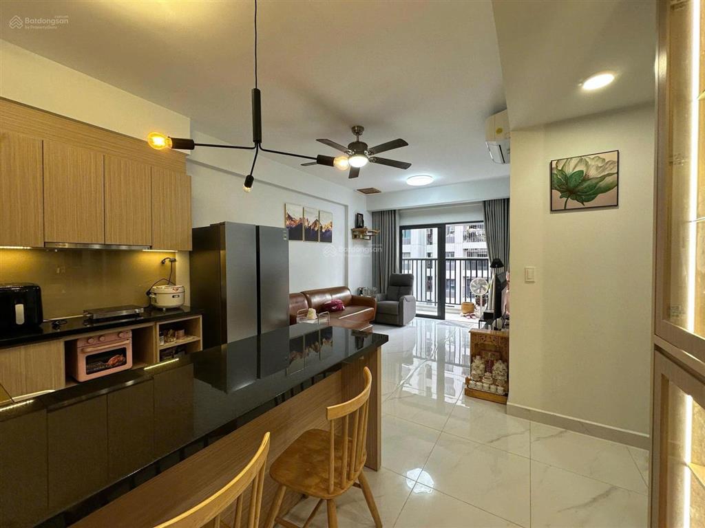 Bán nhanh căn góc 83m2 lovera vista khang điền 3pn + 2wc  view đẹp, tặng full nội thất giá 3,75 tỷ