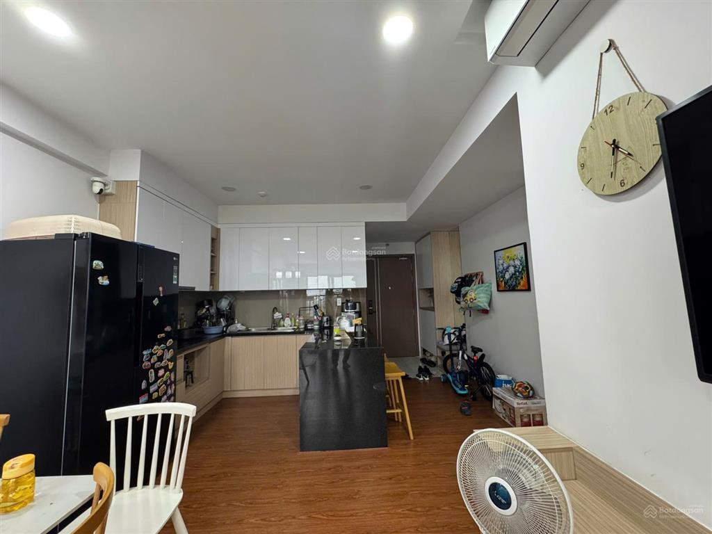 Bán căn góc 3pn lovera vista 82,8m2 (3pn + 2wc) view đn thoáng mát, tặng full nội thất giá 3,75 tỷ