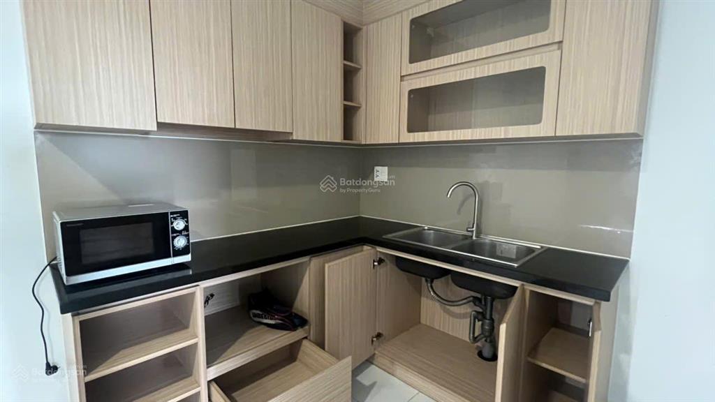 Cho thuê căn hộ lovera vista  khang điền, 3pn + 2wc, có nội thất giá 9 triệu/tháng