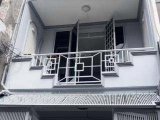 Bán nhà dương bá trạc, giáp q. 1, 3,3*17, 1 trệt, 2 lầu, hẻm 4m thông, khu dân trí, chỉ 8,6 tỷ