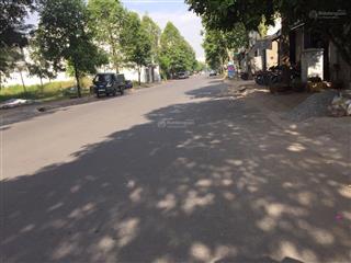 Bán lô đất 105m2 đường d1 man thiện, hiệp phú 5m x 21m  9.8 tỷ