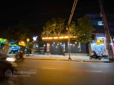 Mt tô ngọc vân, dòng tiền 60tr/tháng. ngang 12m*26m=320m2 vuông vức. giá bán 40 tỷ thương lượng