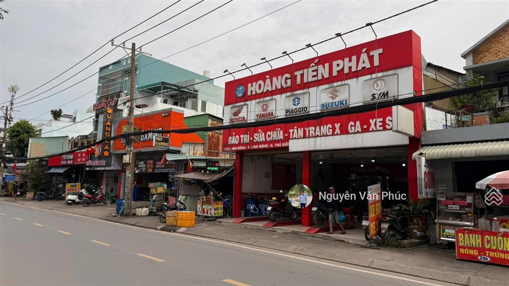 Hot! mtkd linh đông, thủ đức. dt 9.5m*22m=200m2 vuông vức. hđ thuê 40tr/th. giá bán 20 tỷ.