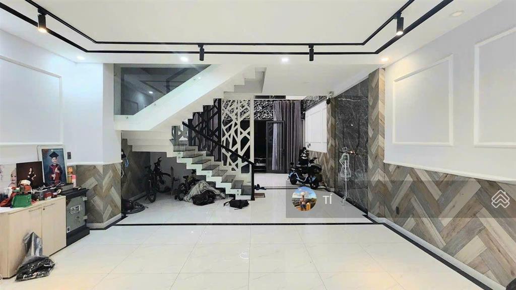 Nhà gần tô ký 6x26 trệt lửng 2l nhà mới đường 6m thông ngay đh giao thông sát cầu vượt quang trung