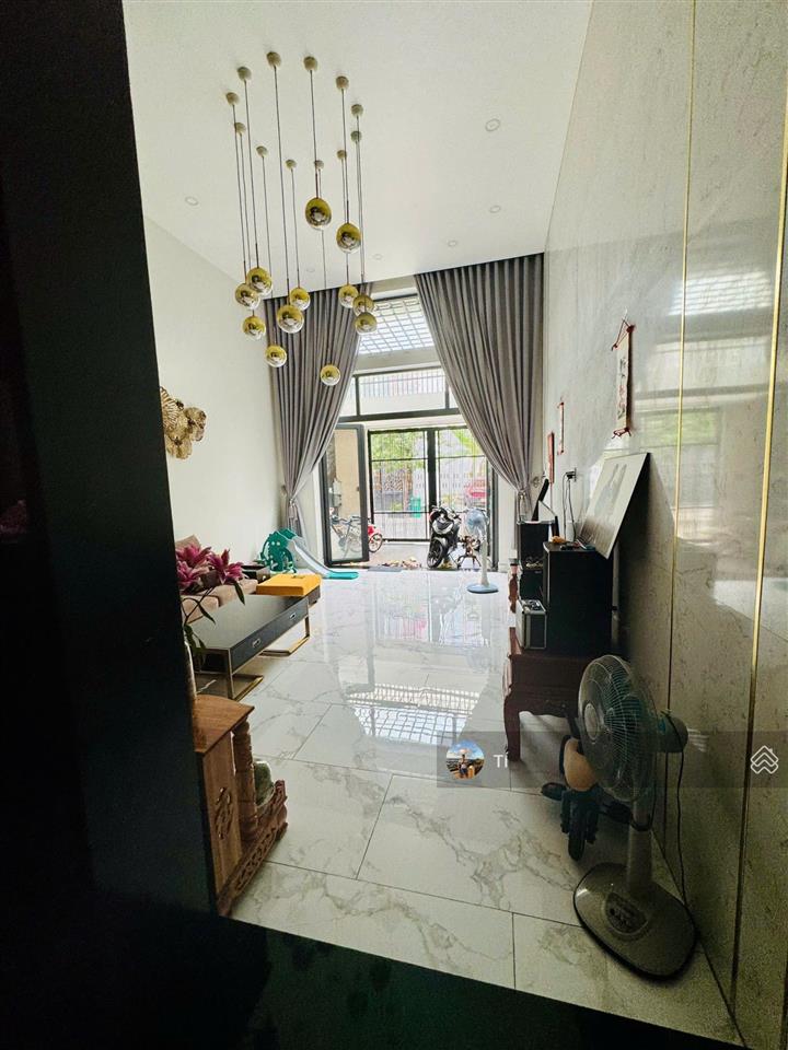 Bán nhà 5x20m, kdc an sương q12 trệt 3 lầu nội thất cao cấp giá 13.5 tỷ sổ riêng