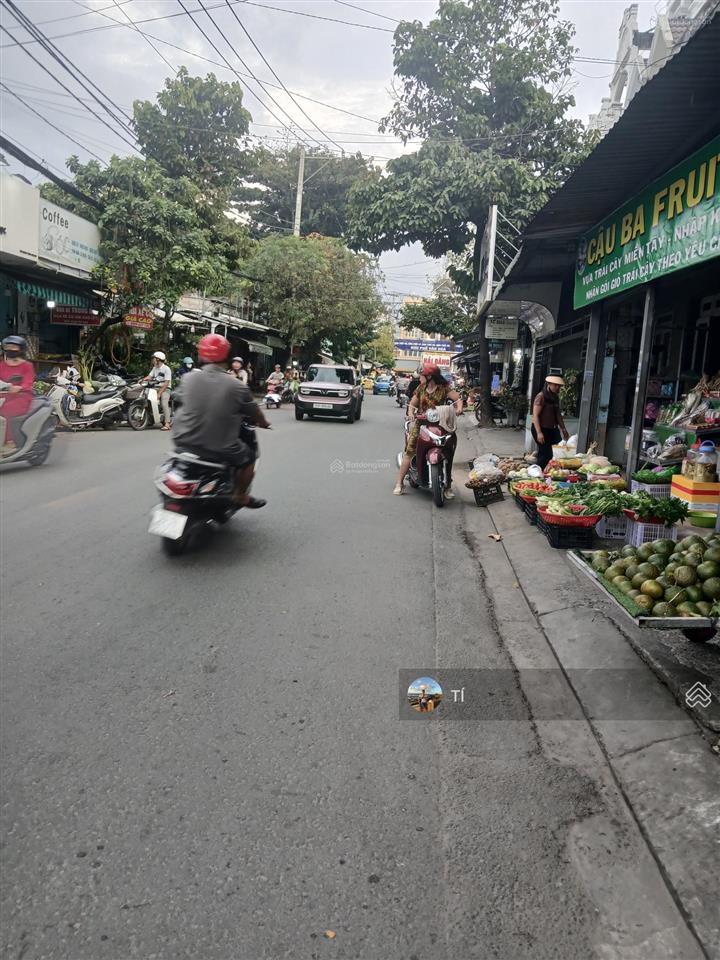 Nhà mặt tiền huỳnh thị hai dt 5x35,3 full thổ trệt 1 lầu sân thượng trục kd buôn bán giá 12 tỷ