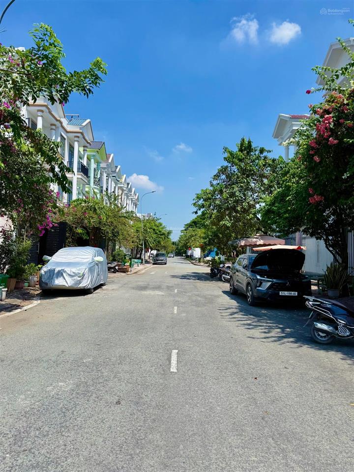 Cơ hội sở hữu nhà 100m2/3 tầng centana,thiết kế hiện đại, vị trí độc tôn, giá trị k/t độc quyền.
