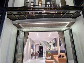 Bán nhà 4mx14m gần nhà ga t3 tân sơn nhất và 5.5m x 15m đúc 3 lầu