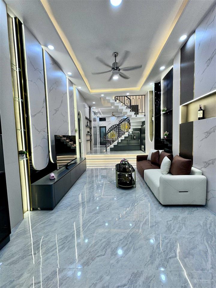 Nhà mới tân bình 4m x 18m 3 lầugần nhà ga t3 tân sơn nhất