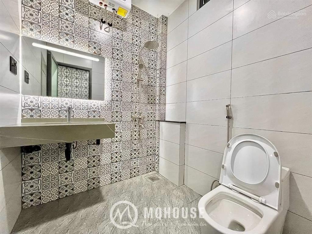 Cho thuê căn đường phan huy ích, đúc 3 tấm, 4pn 3wc, hẻm 8m, giá 12 tr/tháng.  0385 999 ***.