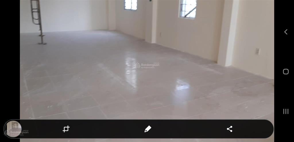 Cho thuê nhiều kho xưởng lớn nhỏ mt ql1a khu vực q12, dt 300m2
