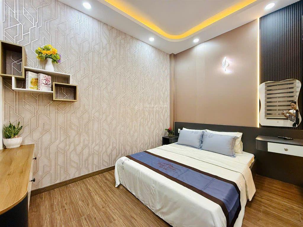 Bán nhà đẹp khu vực tân bình  gò vấp  nhà góc 2 mặt tiền  hẻm xe tải