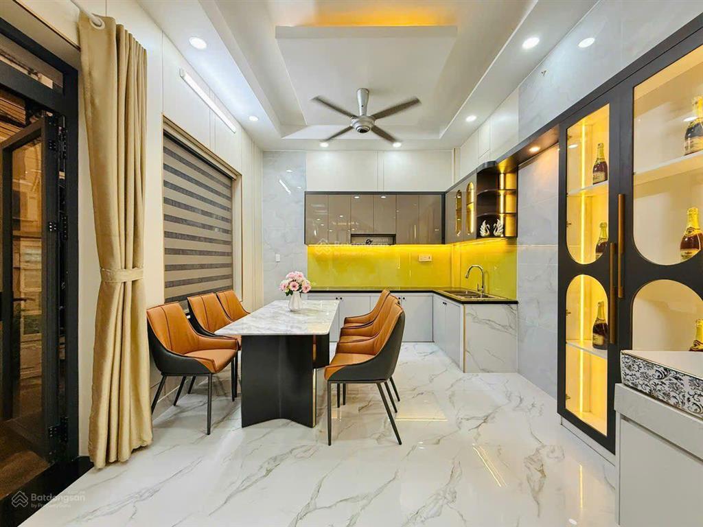 Bán nhà đẹp khu vực tân bình  gò vấp  nhà góc 2 mặt tiền  hẻm xe tải