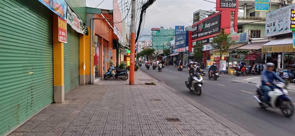 Bán nhà hoàng bật đạt 5,05 x 15m, 68m², đúc 3,5 tấm hẻm 5m giá 6.95 tỷ.  0385 999 ***