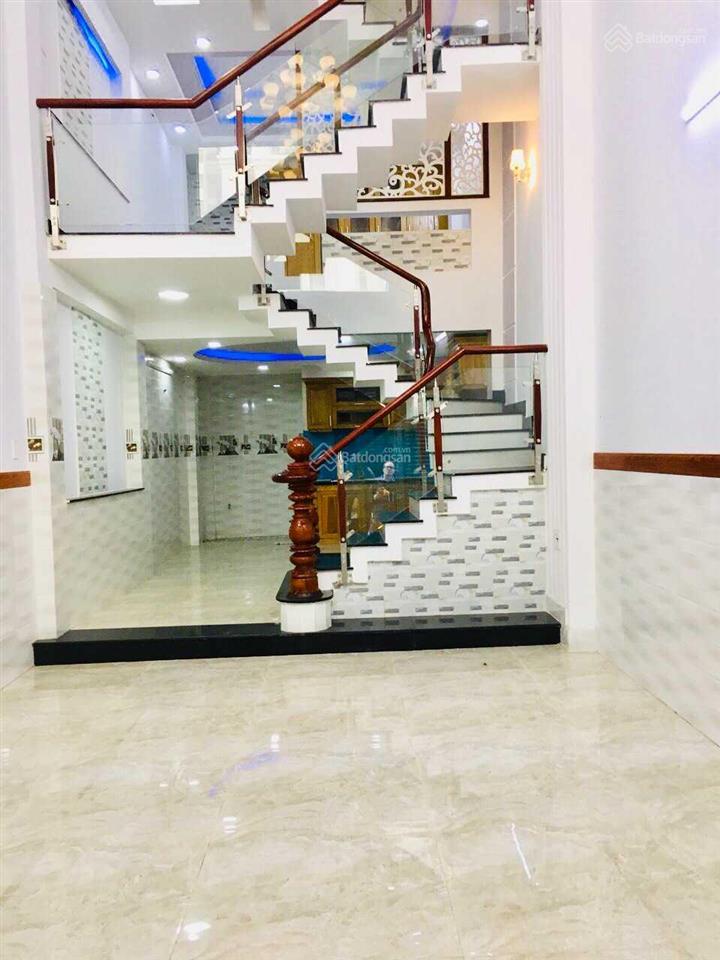 Bán gấp nhà tuyệt đẹp mặt tiền 10m có vỉa hè đường nguyễn sỹ sách, 5m x 15m, đúc 3,5 tấm