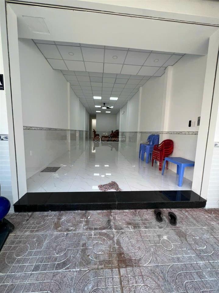 Kẹt tiền bán gấp căn nhà cấp 4 mặt tiền phan huy ích 4 x 20m, giá 9,8 tỷ,  0923 489 ***