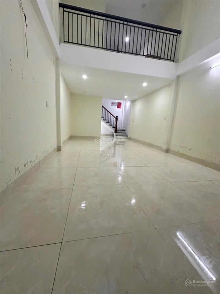 Bán nhà 4 lầu mặt tiền nguyễn trường tộ quận tân phú giá 9.8 tỷ