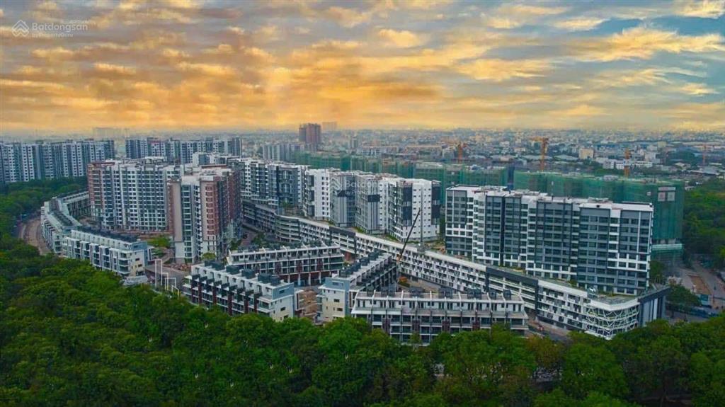 Bán nhanh căn góc the glen 3 mặt tiền giá bán 36 tỷ 3 kí hợp đồng trực tiếp cđt trả chậm 3 năm