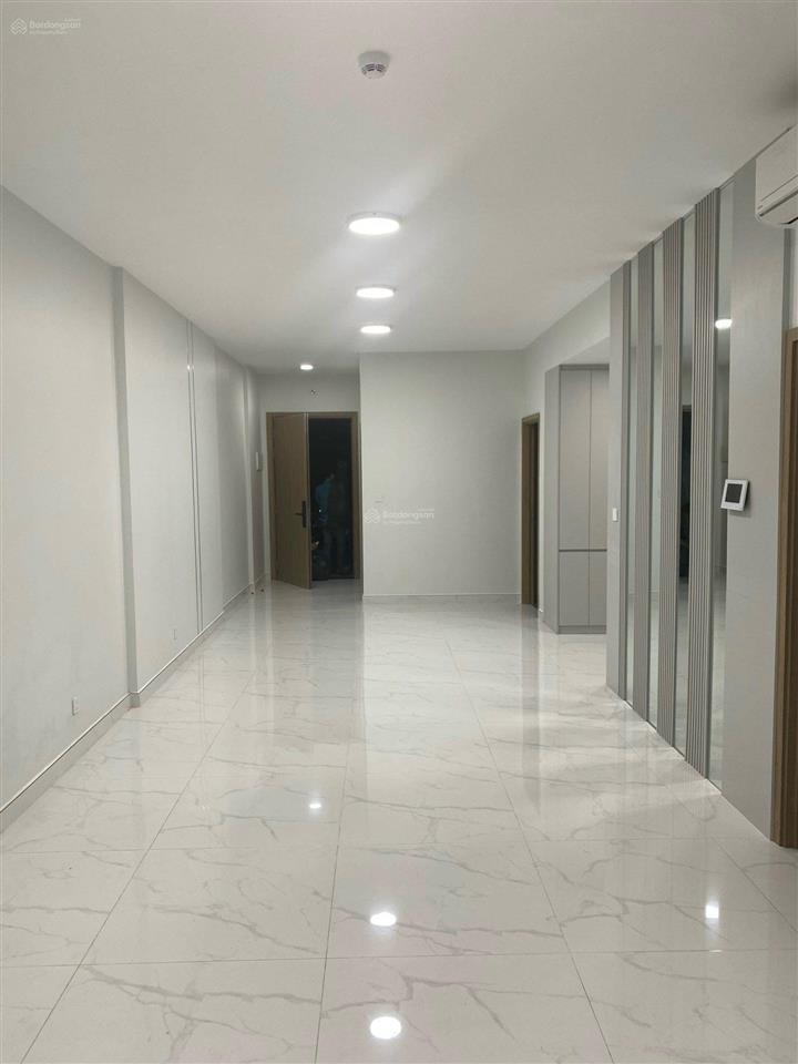 Bán căn hộ skylink villa diamond alnata xe hơi lên được tận nhà