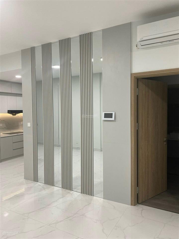 Bán căn hộ skylink villa diamond alnata xe hơi lên được tận nhà