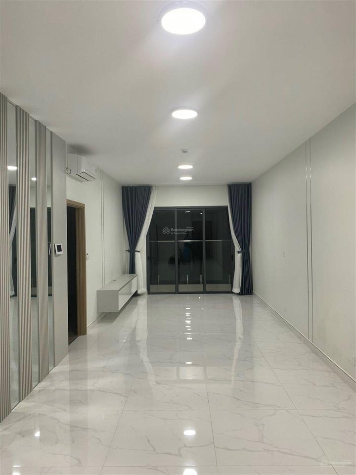 Bán căn hộ skylink villa diamond alnata xe hơi lên được tận nhà