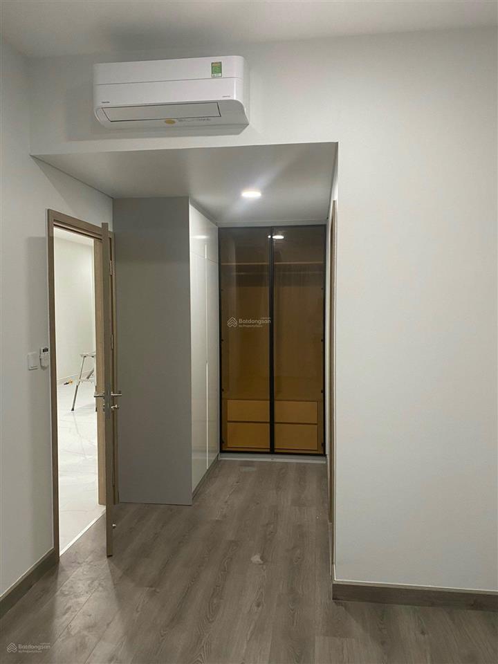Bán căn hộ skylink villa diamond alnata xe hơi lên được tận nhà