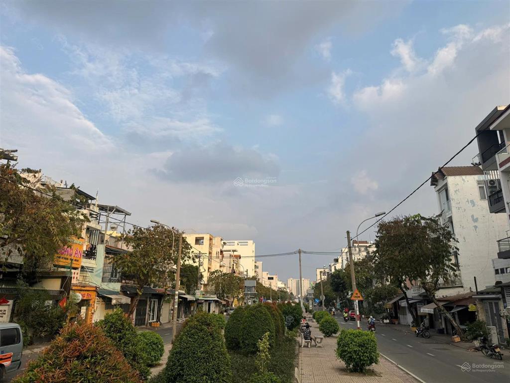 Bán nhà mặt tiền hiền vương, phú thạnh, tân phú 67m2 chỉ hơn 8 tỷ