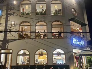 Sang quán góc 2 mặt tiền thống nhất và phan đình phùng  giá 380 triệu