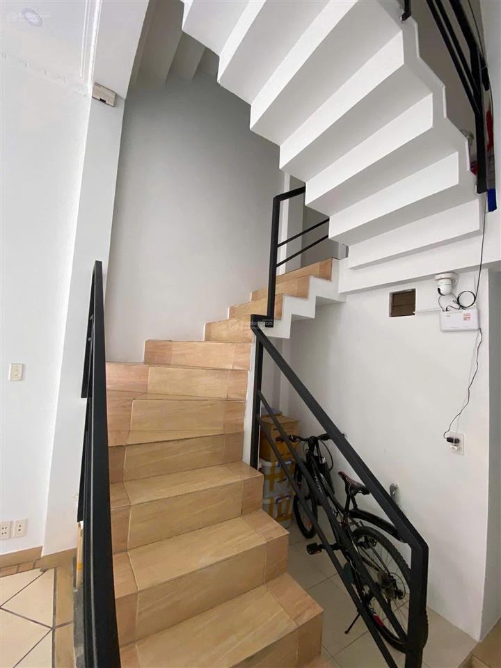 Mặt tiền 13m phường phú thọ hoà 3.3x17.5, lửng + 1 lầu, 7.6 tỷ