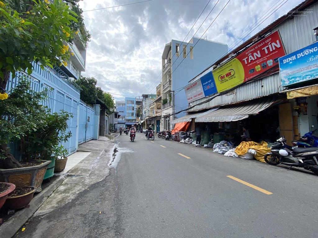 Nhà mặt tiền gần khuông việt 8.1x17.5m, kết cấu 1 lầu, 18.5 tỷ