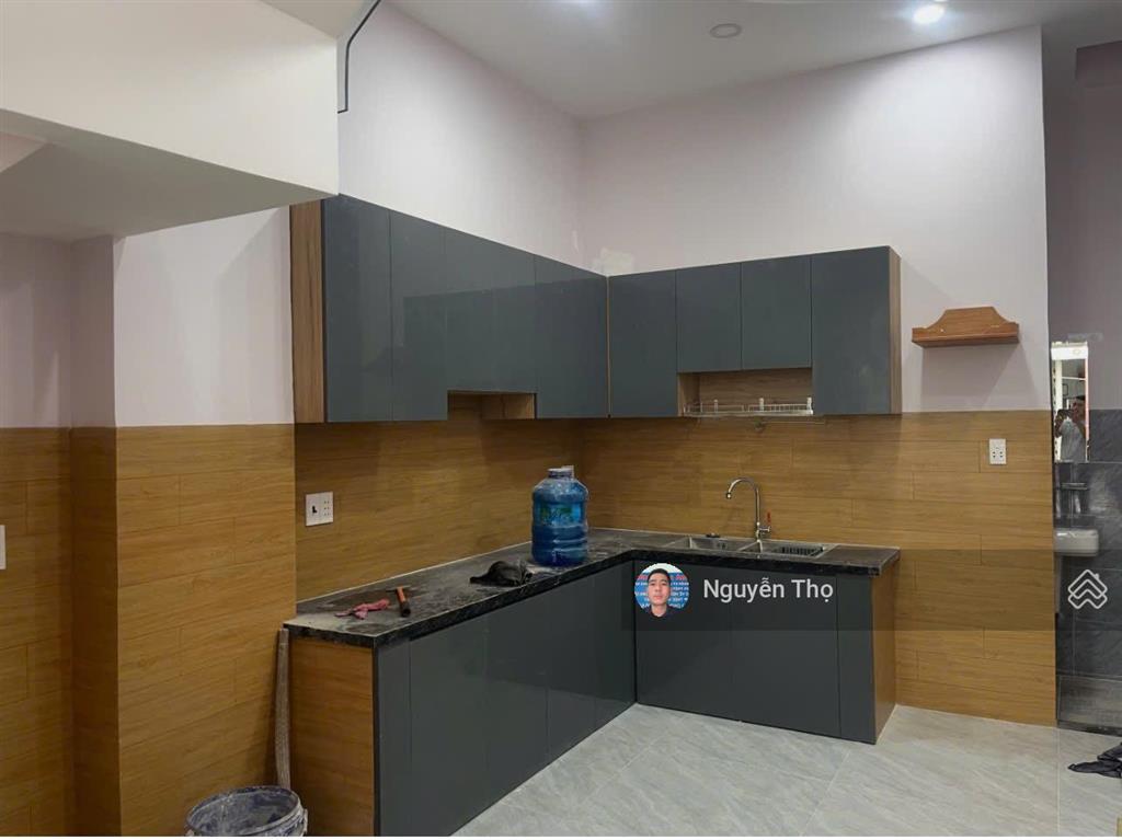 Bán nhà gần siêu thị big c trường chinh. dt. 45m2 x 3 tầng 4pn sân thượng.