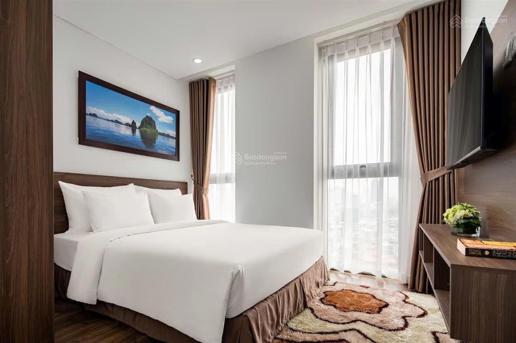 Chung cư cao cấp nesta 83 phố hào nam  cần bán gấp 2 ngủ dt 65m2 giá 9,xtỷ trong t12 full nội thất