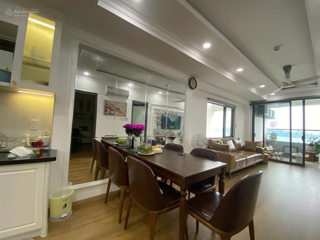 Bán căn hộ napoleon nha trang căn 03 tầng cao 77m2 nội thất xịn, view trực diện biển nha trang