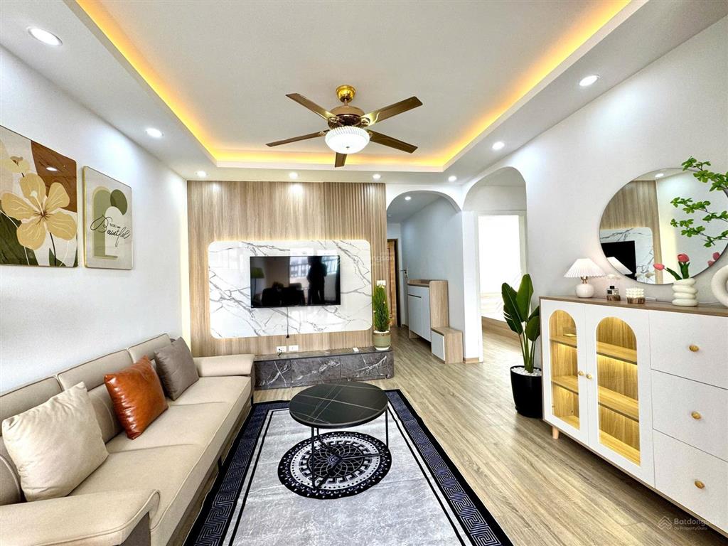 Cần bán căn hộ chưng cư bán đảo linh đàm view hồ 3 ngủ rẻ đẹp.