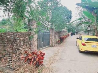 Bán lô đất 10.00 m2 (1ha ) gồm 200m thổ cư + ruộng ao + rừng sản xuất view nhìn ra cánh đồng