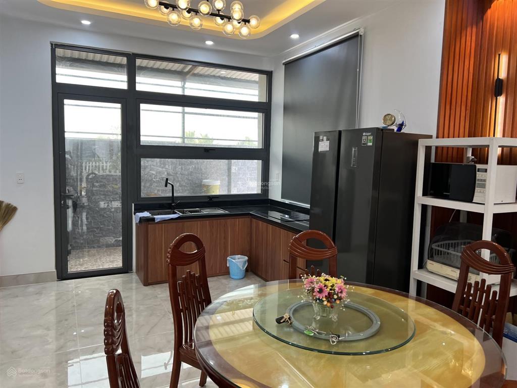 Cho thuê bt trần anh riverside, 11 triệu, 120m2, 4pn, 3wc, view đẹp