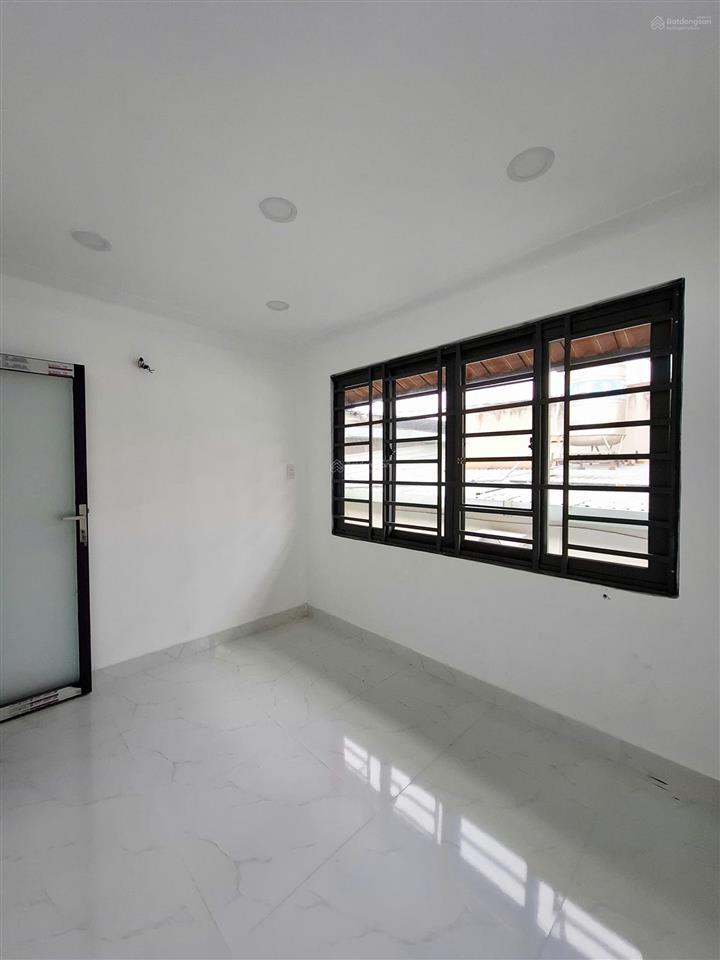Nhà mới hẻm 1/ ngắn nguyễn văn quá, p. đông hưng thuận, q12 gần cầu tham lương. giá 1tỷ198 còn bớt