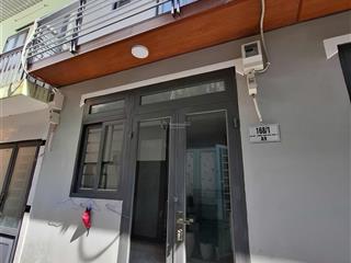 Cần cho thuê trọ mới xây 2pn có ban công (3,5mx6m) gần chung cư picity. giá 3tr/tháng
