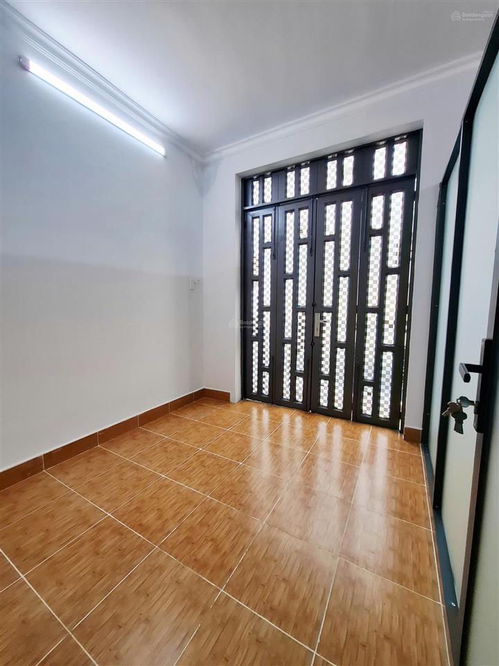 Nhà hẻm oto 1/ ngắn ta13 ngay trần thị cờ, q12, giá 1tỷ687tr còn thương lượng