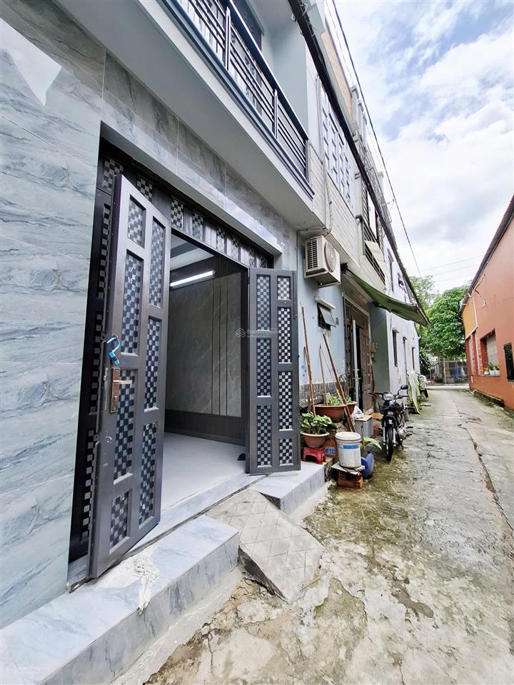 Nhà hẻm oto 1/ ngắn ta13 ngay trần thị cờ, q12, giá 1tỷ687tr còn thương lượng