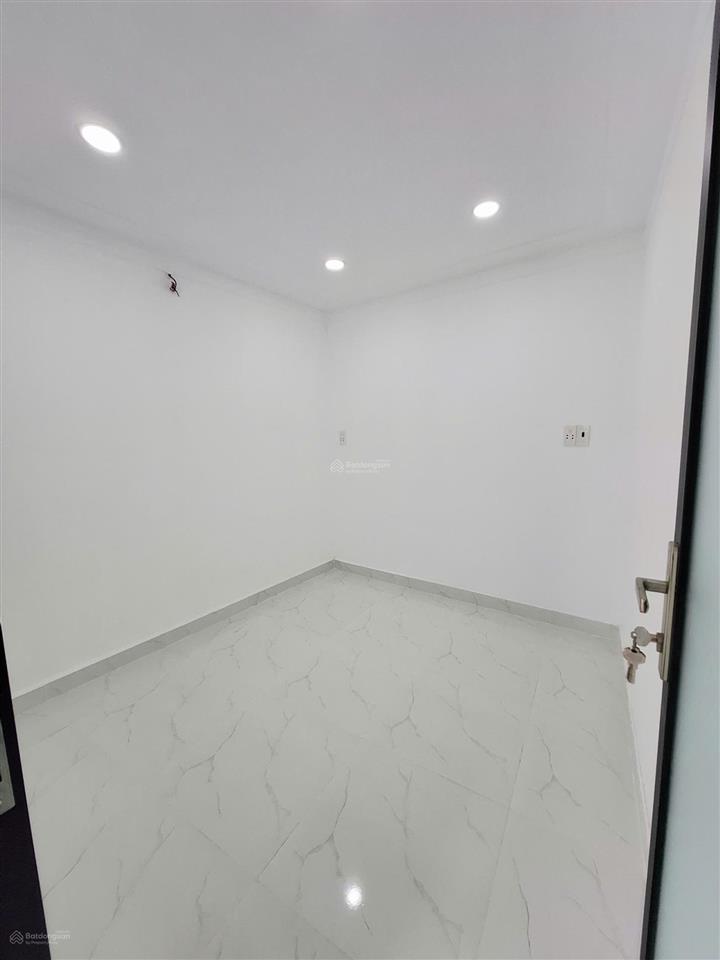 Nhà mới 2pn ở nguyễn văn quá quận 12, gần cầu tham lương. giá 1tỷ198tr còn bớt