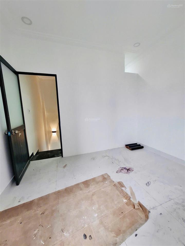 Nhà thật, ko ảo! nhà hẻm ngắn ở phan văn hớn, quận 12. gần chung cư tecco. giá 980tr còn bớt