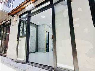 Nhà mới ở sẹc ngắn phan văn hớn quận 12 ngay chung cư tecco. có 2 phòng ngủ giá 1tỷ068tr còn bớt