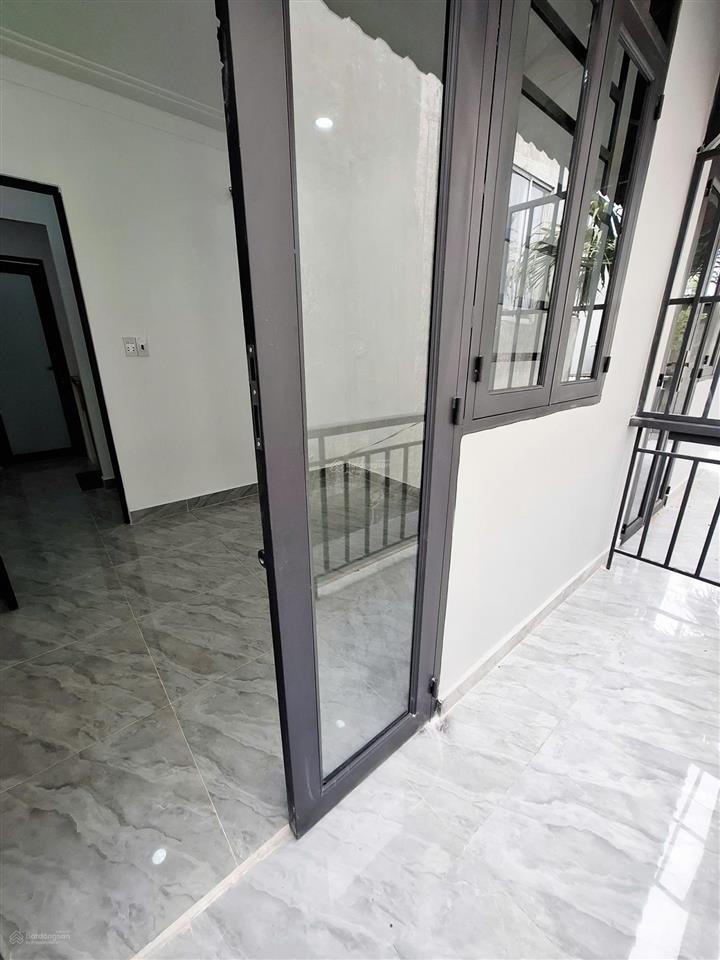 Nhà / ngắn ht13 ngay nguyễn ảnh thủ gần cổng chợ hiệp thành q12 (dt3,5x8m). giá 1tỷ598tr còn bớt