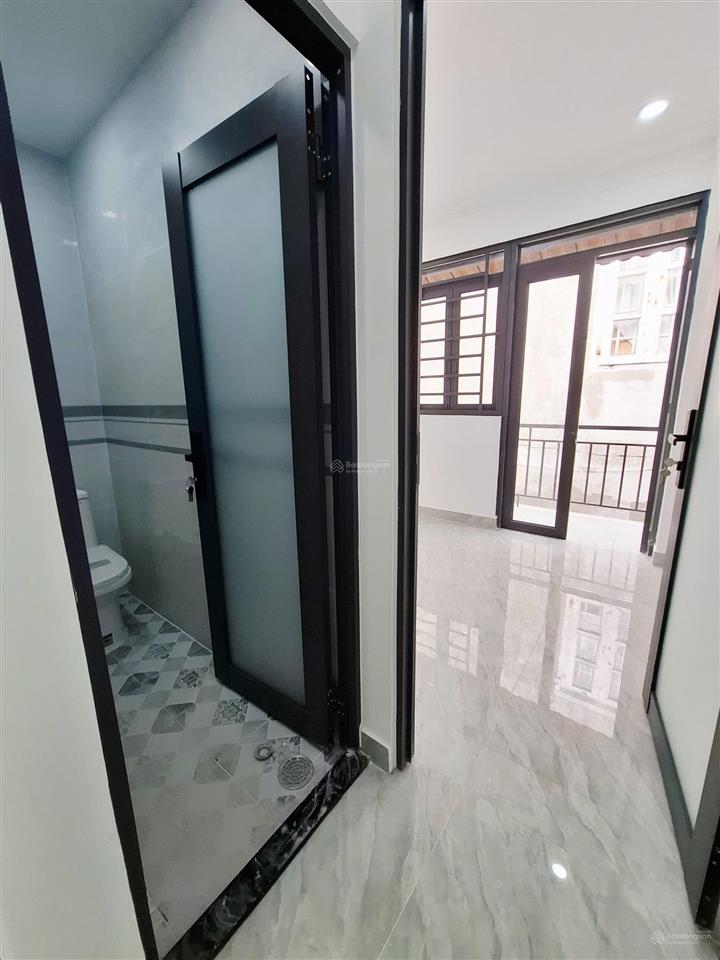 Nhà / ngắn ht13 ngay nguyễn ảnh thủ gần cổng chợ hiệp thành q12 (dt3,5x8m). giá 1tỷ598tr còn bớt