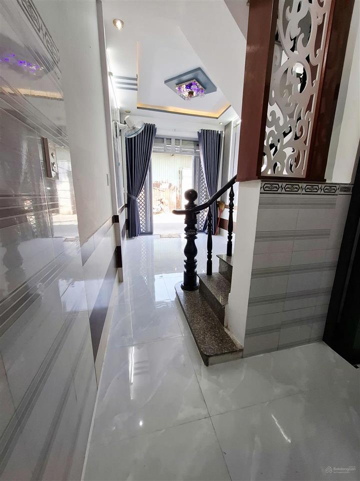 Nhà 1/ ngắn lê văn khương (3,5x8m) 1 trệt 2 lầu 2pn 2wc hẻm xe tải trước nhà. giá 1tỷ989tr còn bớt