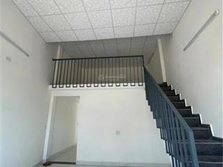 Bán nhà gác lửng ngay trung tâm xã hoà khương . hiện trạng mới .view đồng mát mẻ
