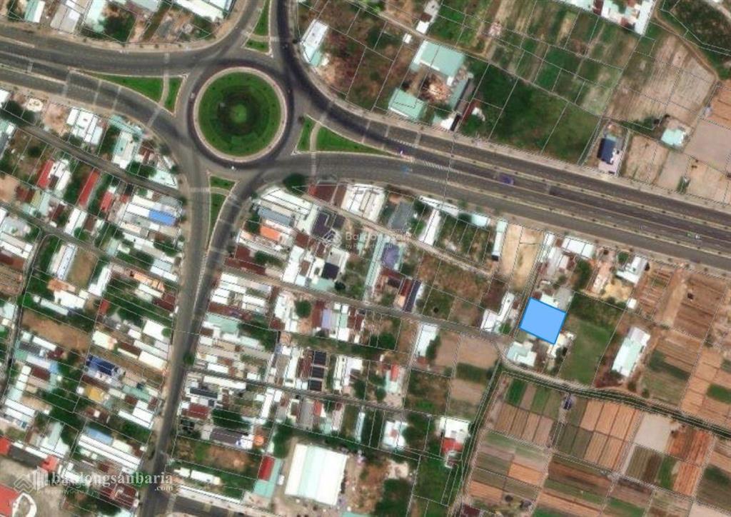 Bán gấp nhà đất tại xã tân hưng, có sẵn nhà cấp 4, diện tích 518.7m2, gần chợ tân hưng