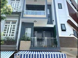 Cho thuê nhà phố 1 trệt 3 lầu đường 2a, vị trí đẹp tiện kinh doanh.